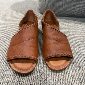 Zodiac Tan Leather Women's Sandals